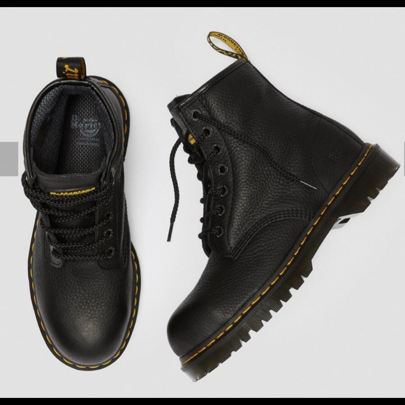 dr marten icon